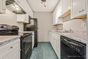 Homes for sale in Middletown, CT | 1 Russell St #APT 11, Middletown, CT 06457 | MLS# 24116660