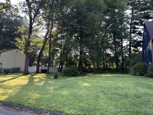 Homes for sale in Enfield, CT | 176 Cottage Rd, Enfield, CT 06082 | MLS# 24116781