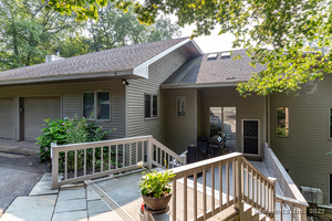 Homes for sale in Southbury, CT | 62 Tepi Dr, Southbury, CT 06488 | MLS# 24113674