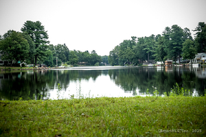 Homes for sale in Enfield, CT | 176 Cottage Rd, Enfield, CT 06082 | MLS# 24116781