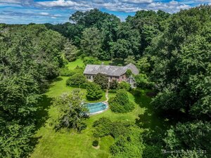 Homes for sale in Greenwich, CT | 32 Locust Rd, Greenwich, CT 06831 | MLS# 24113533