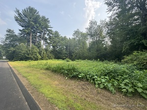 Homes for sale in Somers, CT | 35 Therese Dr, Somers, CT 06071 | MLS# 24117198