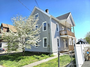 Homes for sale in New Britain, CT | 11 Dwight Ct, New Britain, CT 06051 | MLS# 24117373