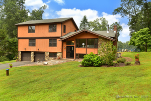 Homes for sale in Ellington, CT | 3 Standish Rd, Ellington, CT 06029 | MLS# 24110548