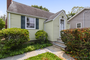 25 Ponus Avenue