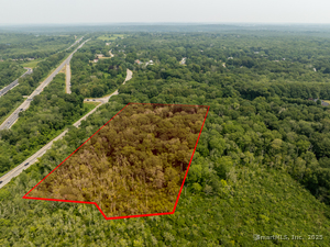 Homes for sale in Stonington, CT | 770 Pequot Trl, Stonington, CT 06378 | MLS# 24117549