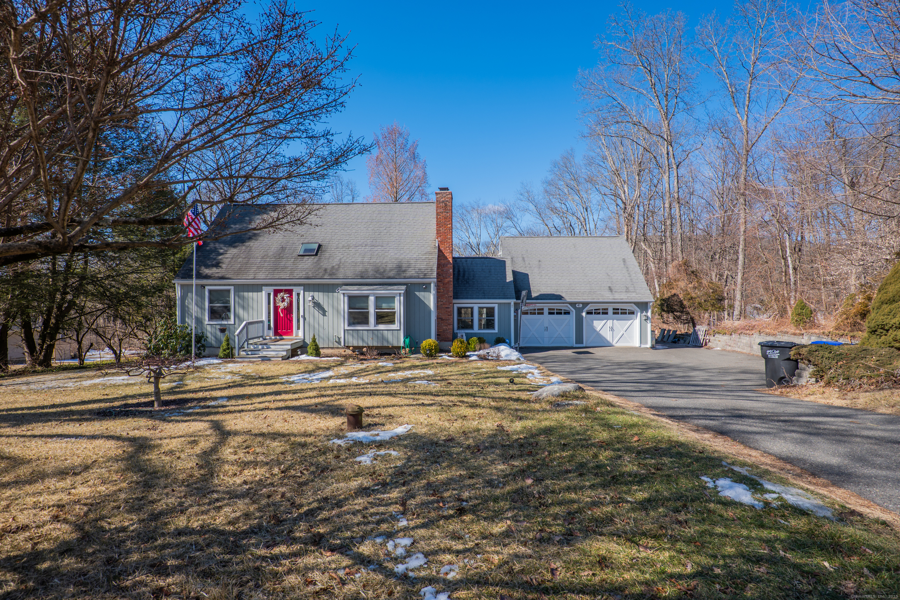 41 Meetinghouse Terrace New Milford CT