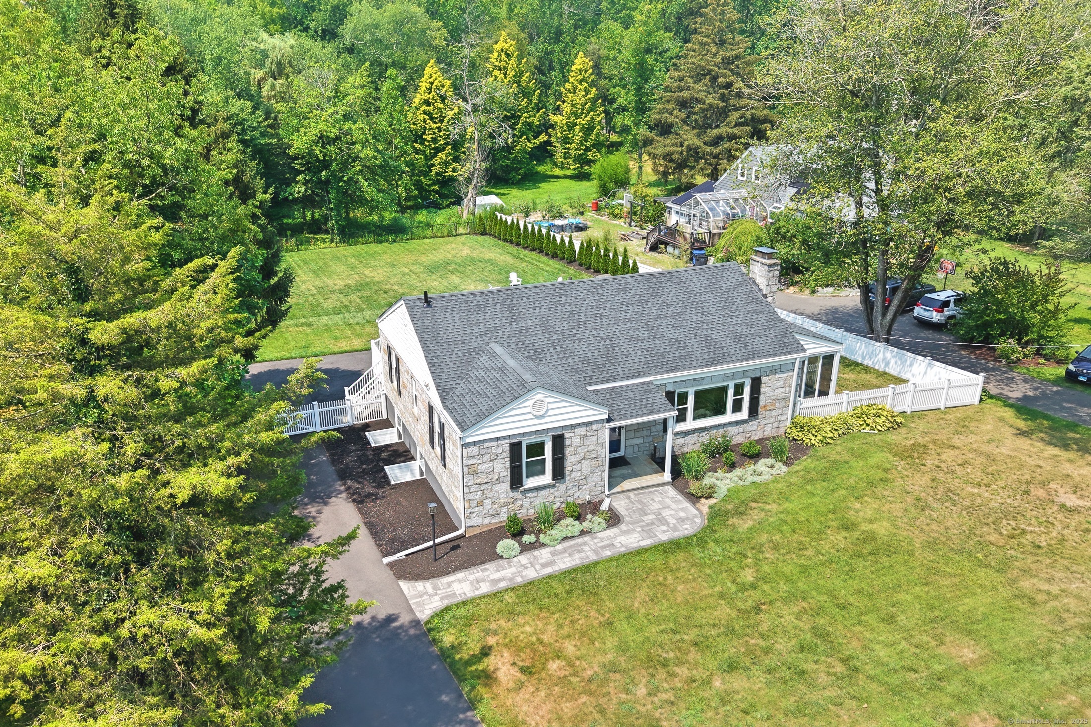 287 Booth Hill Road — exterior photo