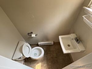 Homes for sale in Southington, CT | 273 Queen St #APT 9A, Southington, CT 06489 | MLS# 24117621