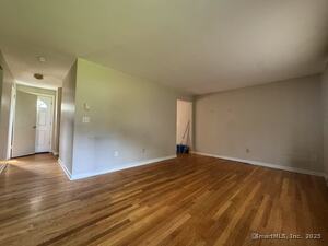 Homes for sale in Southington, CT | 273 Queen St #APT 9A, Southington, CT 06489 | MLS# 24117621