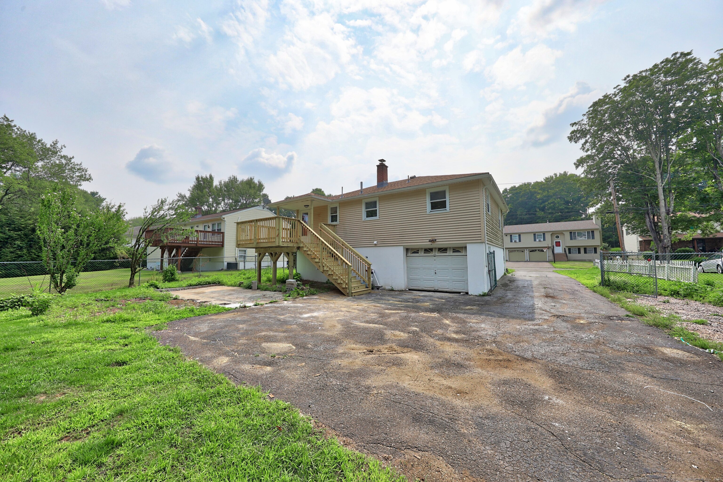 474 Chestnut Hill, Waterbury, 06704, 3 Bedrooms Bedrooms, ,2 BathroomsBathrooms,Single Family For Sale,For Sale,Chestnut Hill,24110968