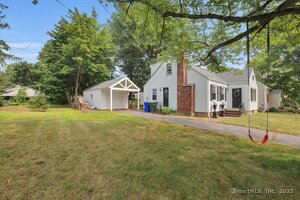 Homes for sale in Cromwell, CT | 3 West Street Hts, Cromwell, CT 06416 | MLS# 24116105