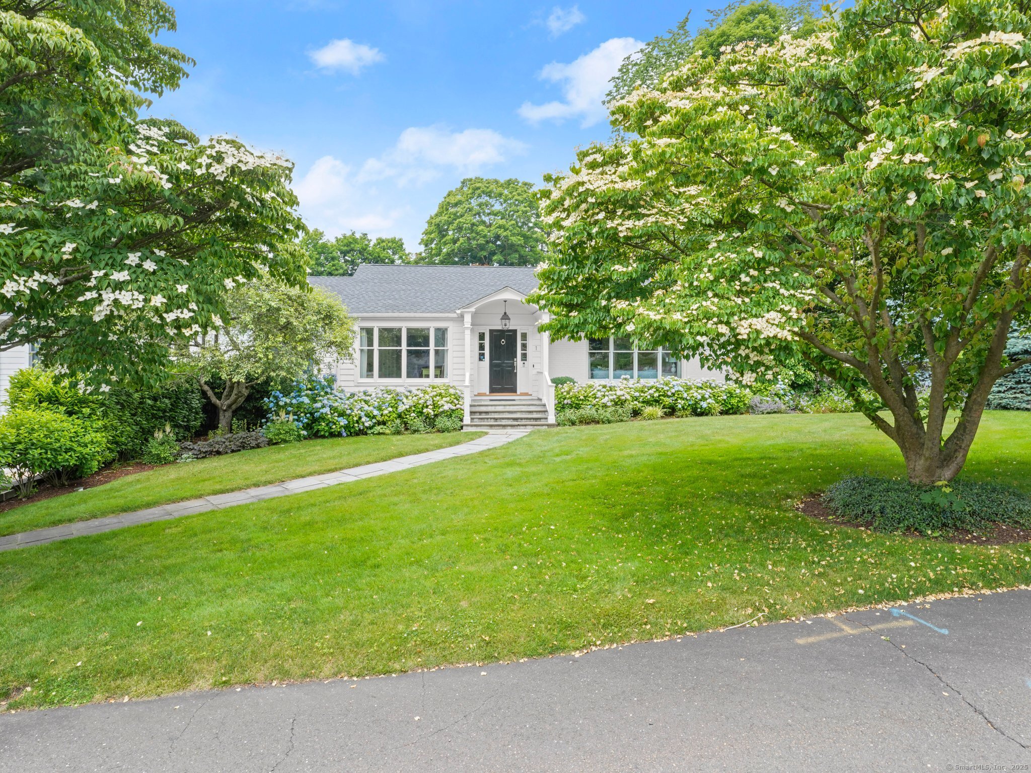 1 Lita Drive, Greenwich, Connecticut photo 1
