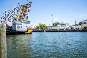 Homes for sale in Stonington, CT | 32 E Main St, Stonington, CT 06355 | MLS# 24116715