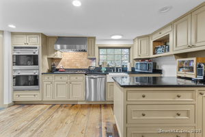 Homes for sale in Newtown, CT | 78 Main St, Newtown, CT 06470 | MLS# 24118179