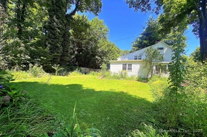 Homes for sale in Newtown, CT | 78 Main St, Newtown, CT 06470 | MLS# 24118179