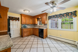 Homes for sale in Meriden, CT | 80 Dryden Dr, Meriden, CT 06450 | MLS# 24116025