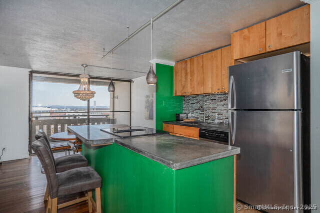 1 Gold, Hartford, 06103, 2 Bedrooms Bedrooms, ,2 BathroomsBathrooms,Condo/co-op For Sale,For Sale,Gold,24118245