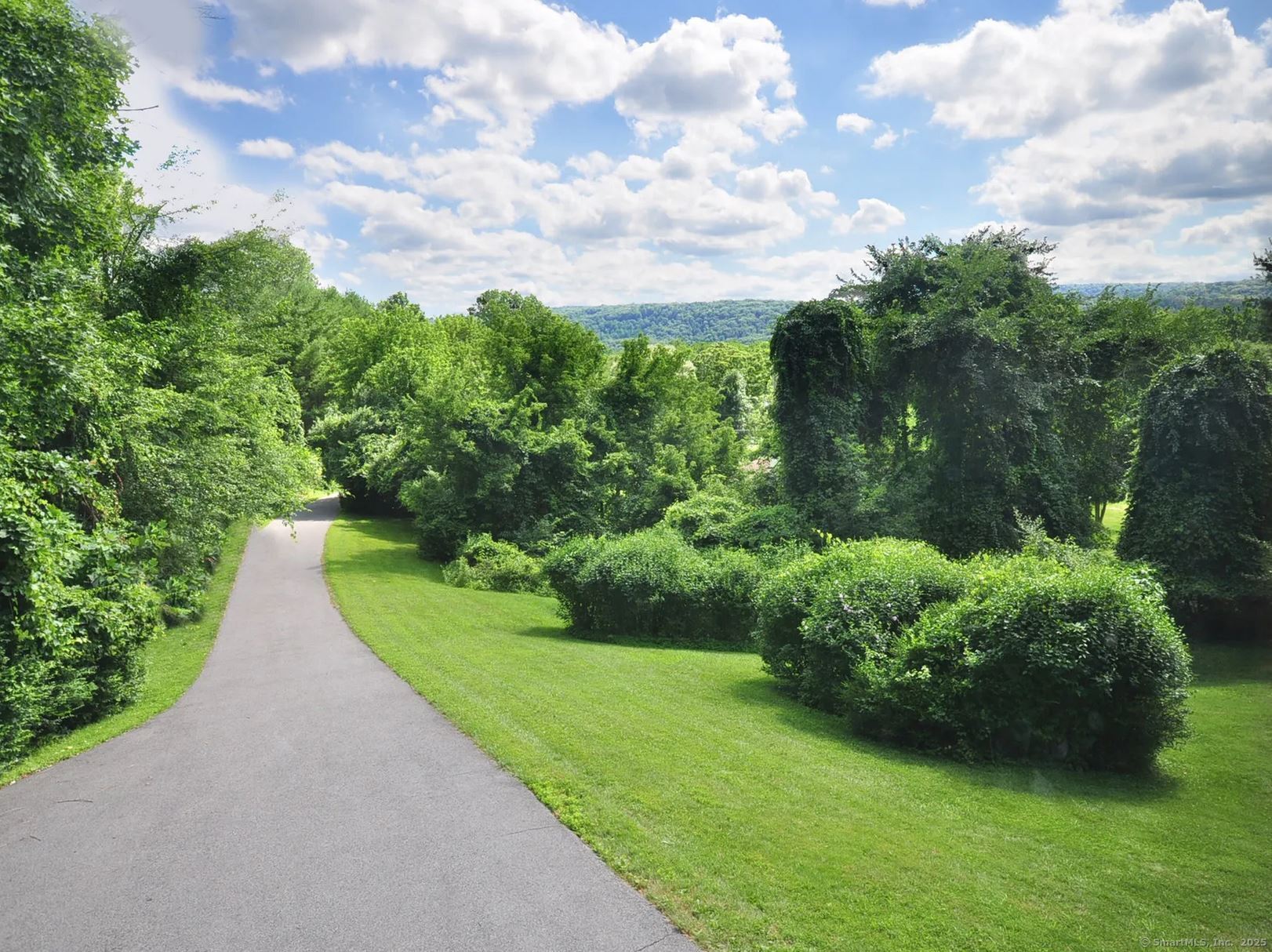 Homes for sale in New Milford, CT | 70 Morey Rd, New Milford, CT 06776 | MLS# 24118317