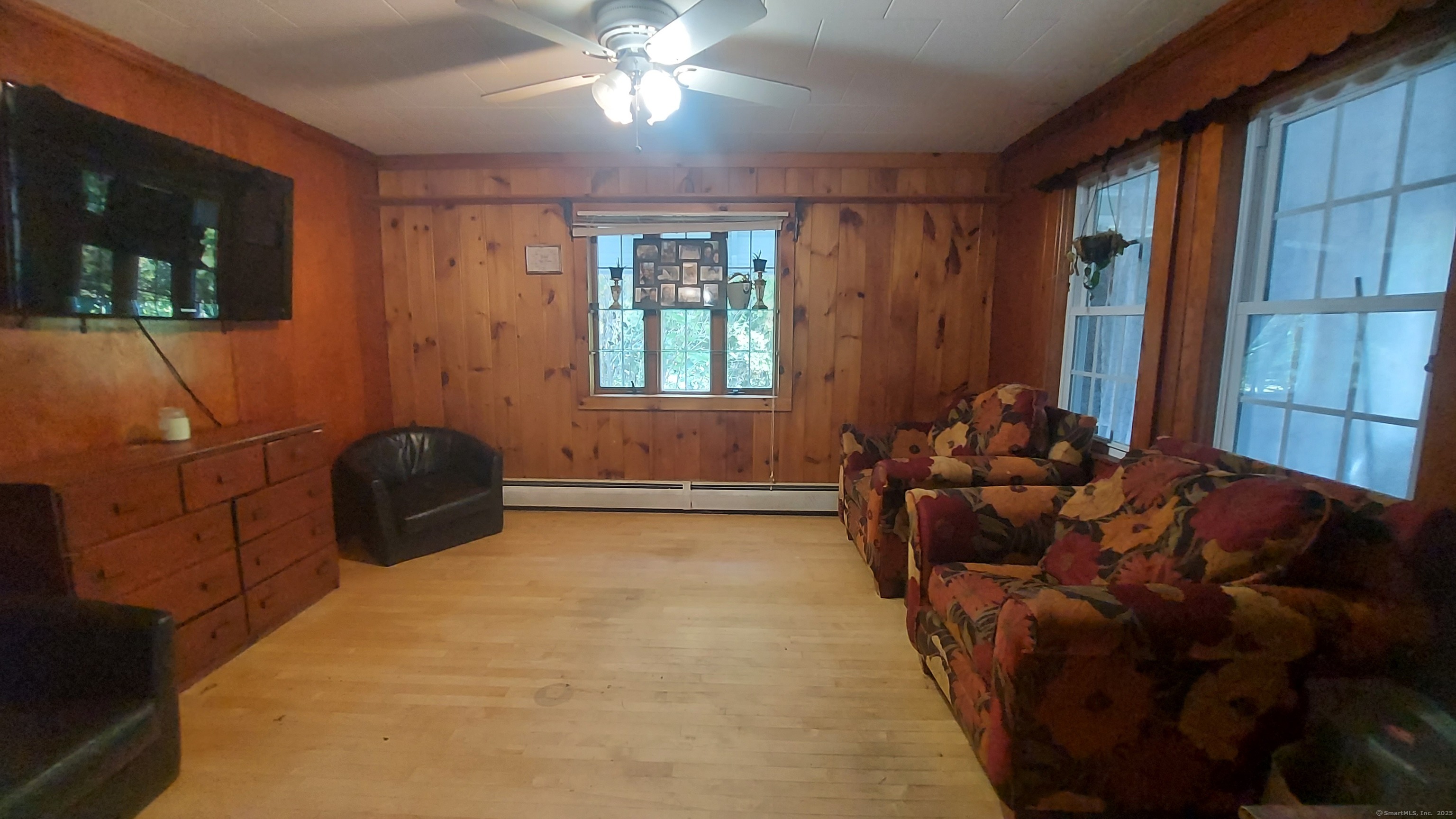 26 Perkins, Plainfield, 06374, 3 Bedrooms Bedrooms, 0 ,1 BathroomBathrooms,Single Family For Sale,For Sale,Perkins,0,24118316