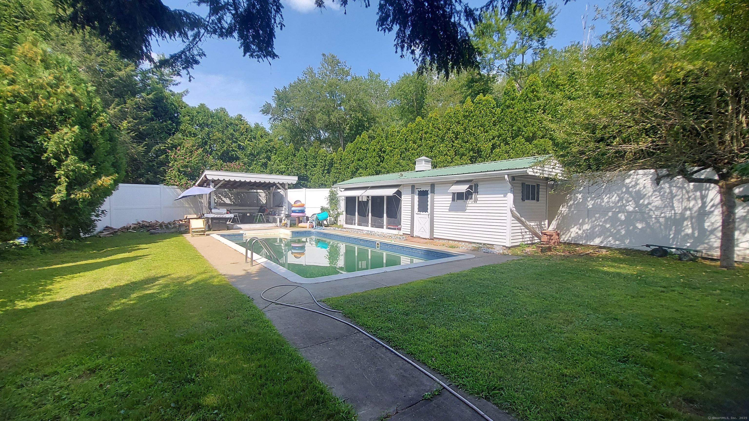 26 Perkins, Plainfield, 06374, 3 Bedrooms Bedrooms, 0 ,1 BathroomBathrooms,Single Family For Sale,For Sale,Perkins,0,24118316