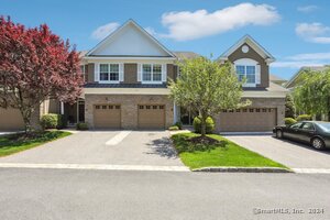 Homes for sale in Litchfield, CT | 154 Hunter Dr #154, Litchfield, CT 06759 | MLS# 24118457