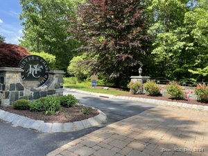 Homes for sale in Litchfield, CT | 154 Hunter Dr #154, Litchfield, CT 06759 | MLS# 24118457