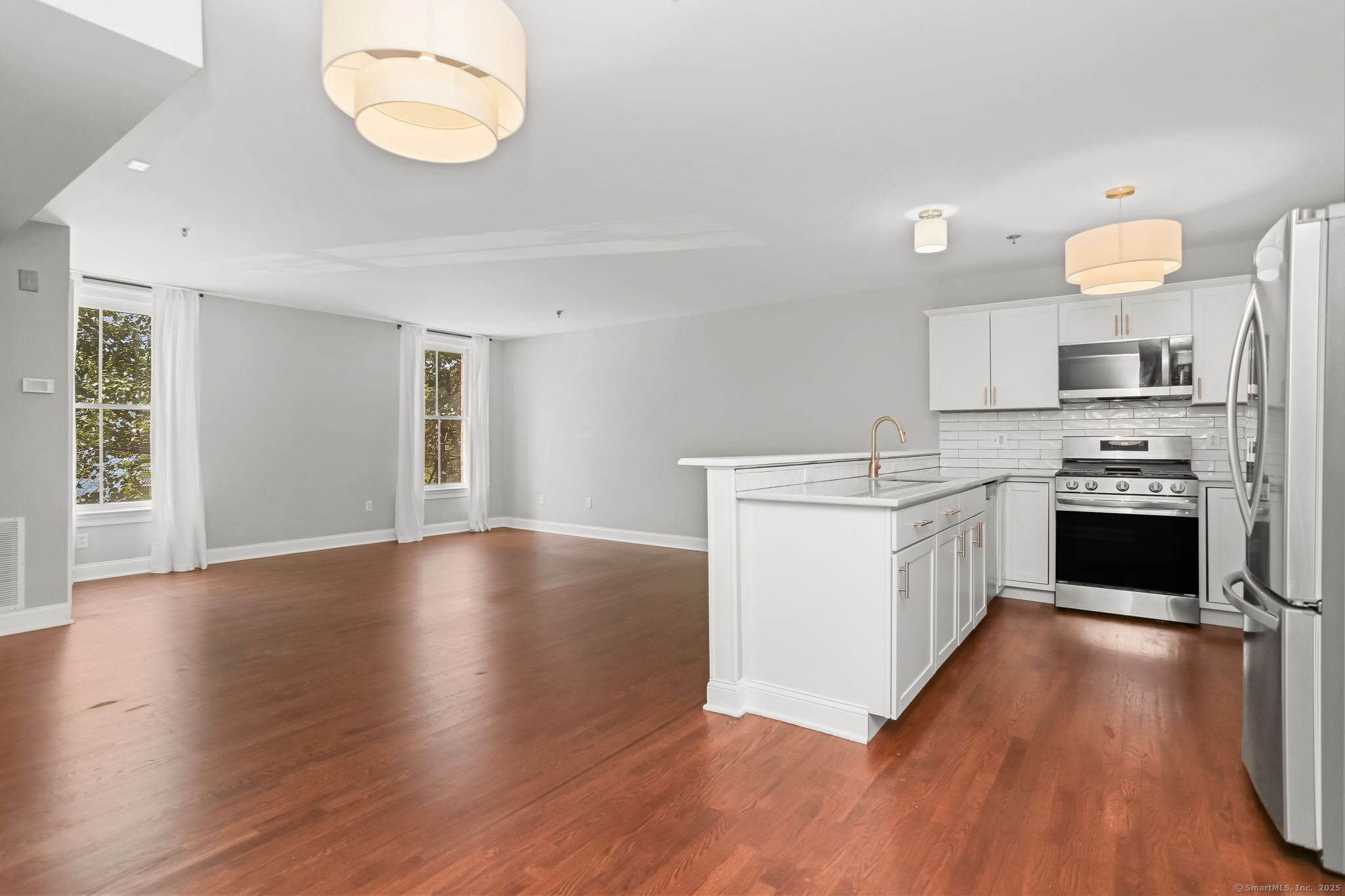 16 Ann Street, Norwalk, Connecticut photo 1