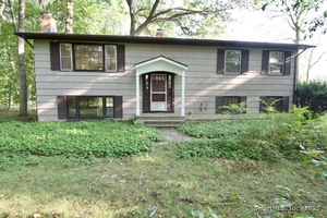 Homes for sale in Cheshire, CT | 448 Mixville Rd, Cheshire, CT 06410 | MLS# 24118744