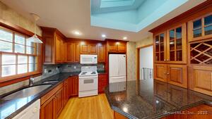 Homes for sale in Cheshire, CT | 448 Mixville Rd, Cheshire, CT 06410 | MLS# 24118744