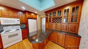 Homes for sale in Cheshire, CT | 448 Mixville Rd, Cheshire, CT 06410 | MLS# 24118744