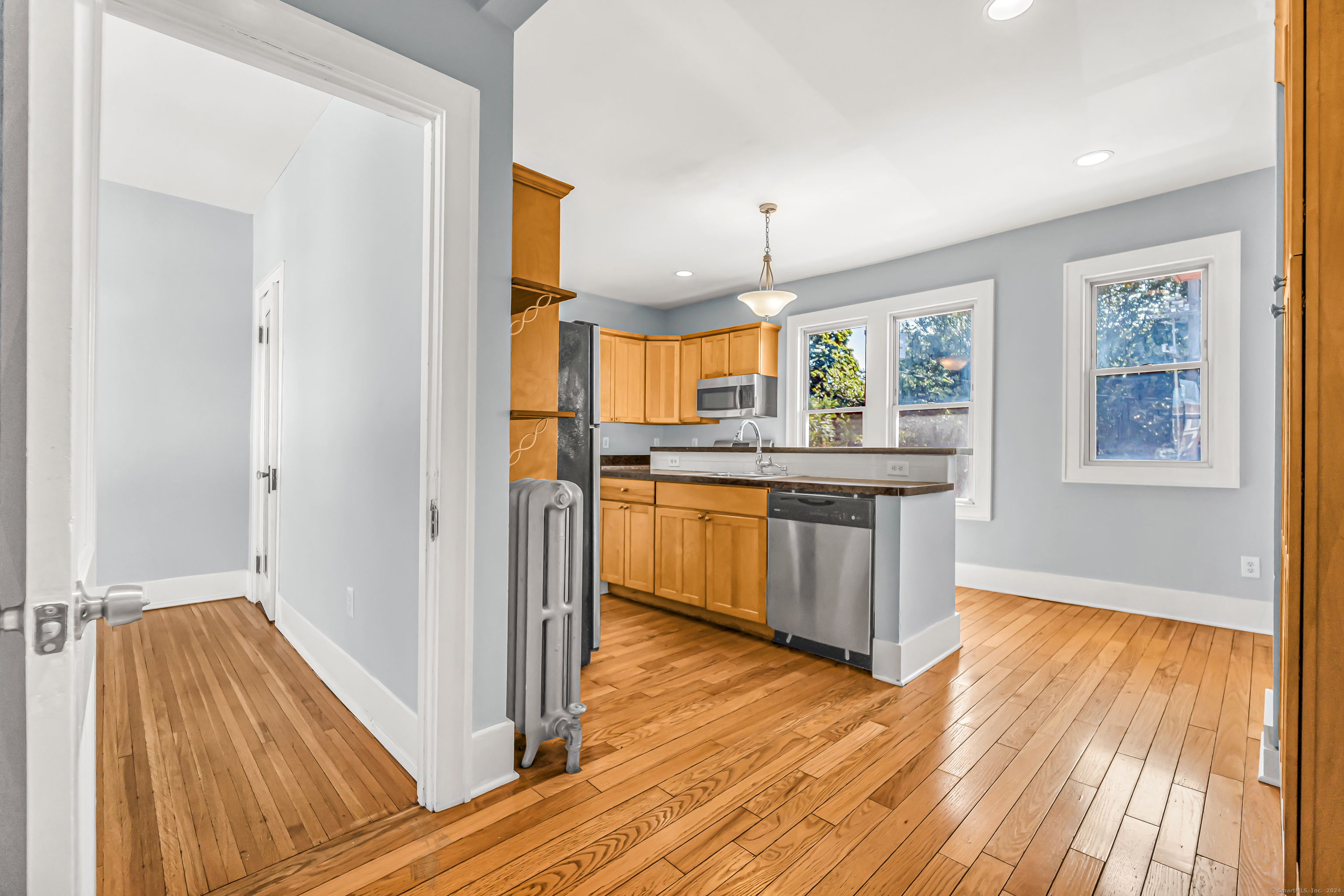 2679 Fairfield, Bridgeport, 06605, 3 Bedrooms Bedrooms, 0 ,2 BathroomsBathrooms,Residential Rental,For Sale,Fairfield,0,24118838