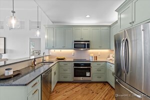 Homes for sale in Stonington, CT | 60 Willow St #305, Stonington, CT 06355 | MLS# 24119095