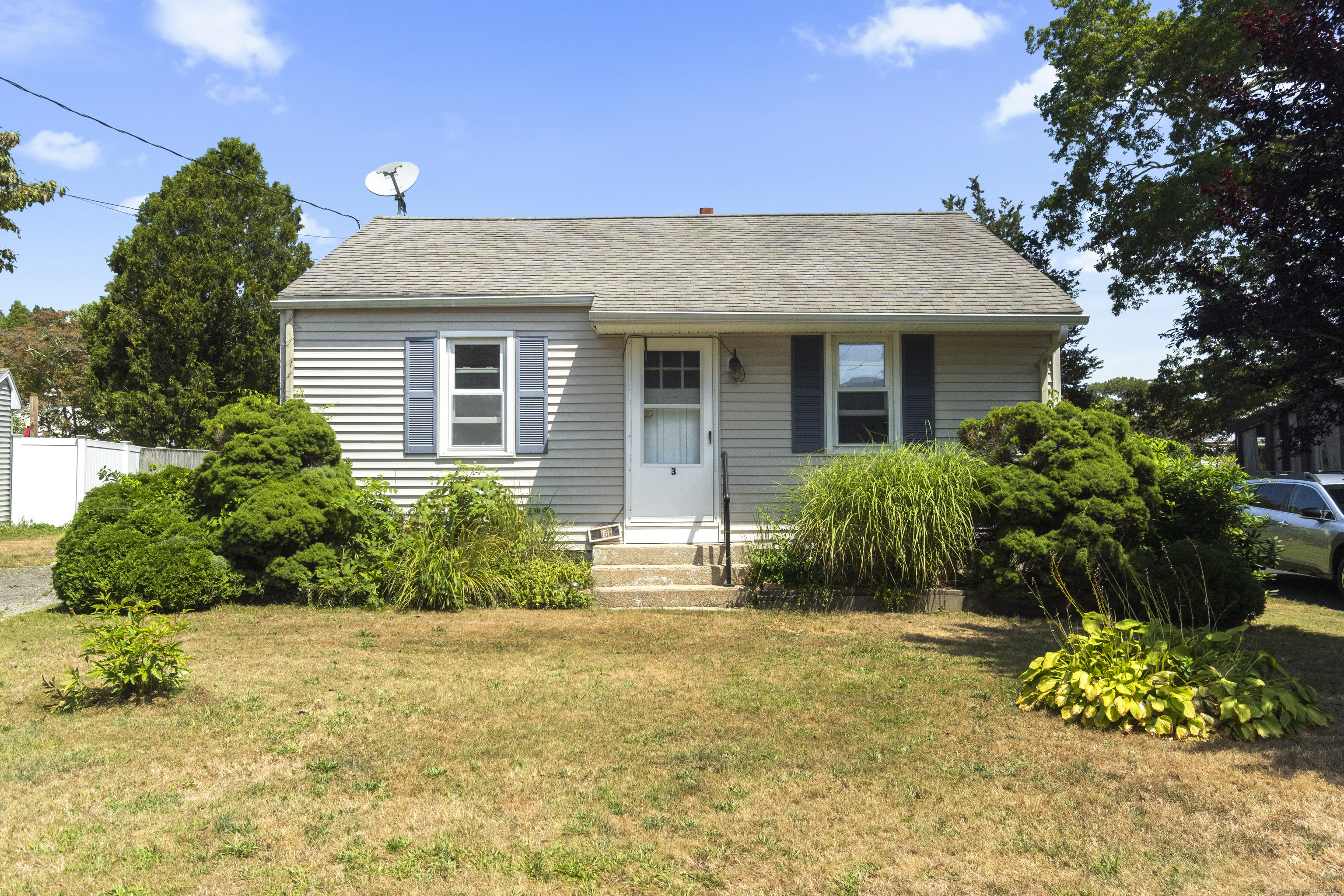 Great potential ! Excellent location with access to the Pattagansett river. Minutes from downtown. Cherry hardwood flooring, brand new back deck, open floor plan. Being sold AS-IS, contents remaining in the house will not be removed.