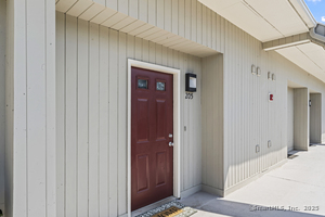 666 Main Avenue, Unit A5