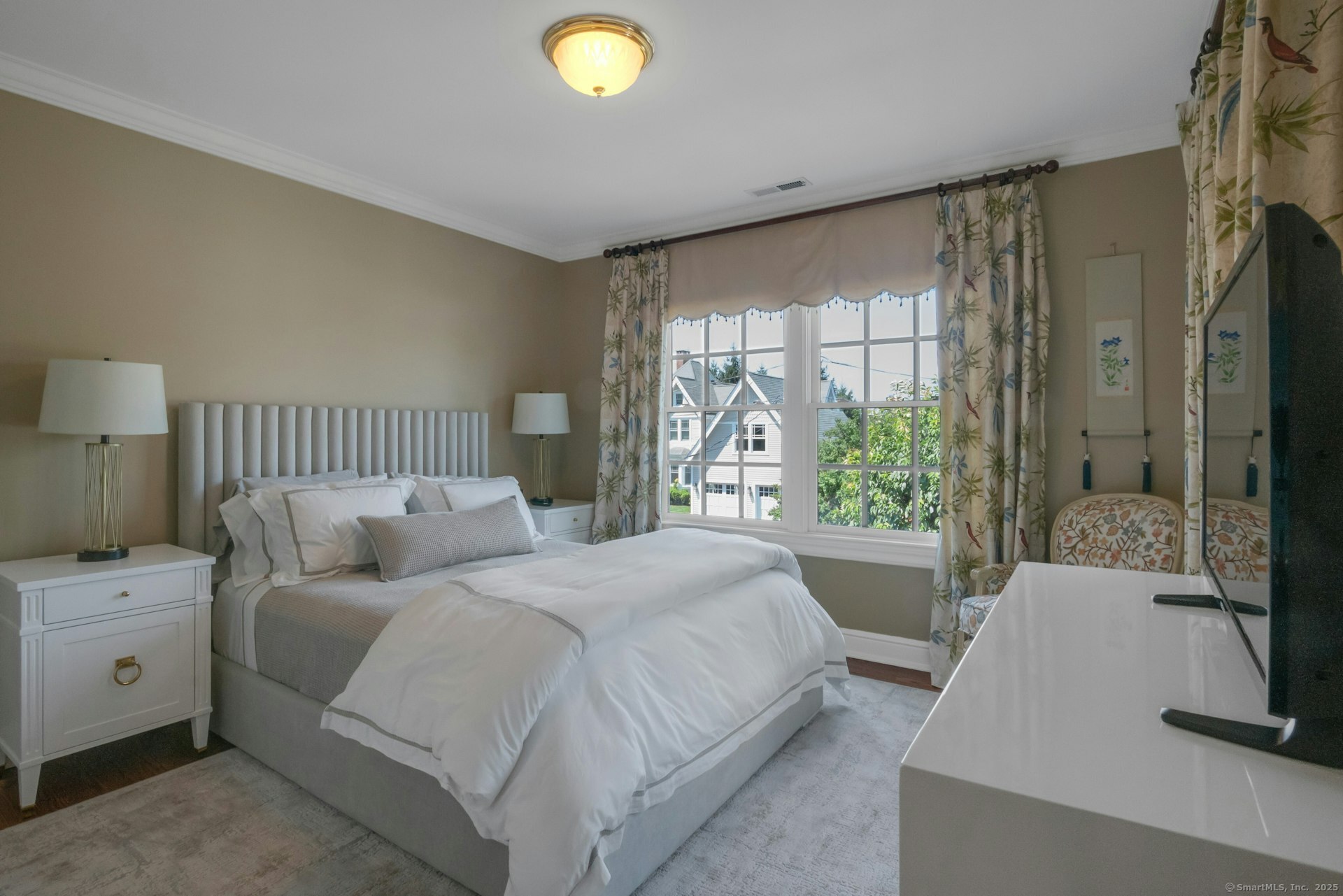 Stamford, Connecticut, 06902, United States, 4 Bedrooms Bedrooms, ,4.5 BathroomsBathrooms,Residential,For Sale,1929358