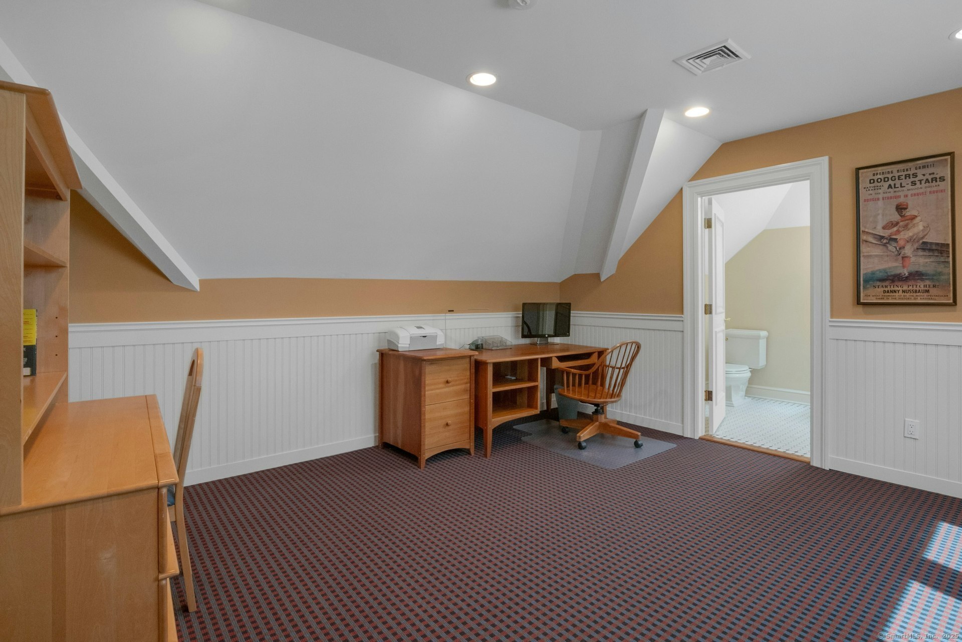 Stamford, Connecticut, 06902, United States, 4 Bedrooms Bedrooms, ,4.5 BathroomsBathrooms,Residential,For Sale,1929358