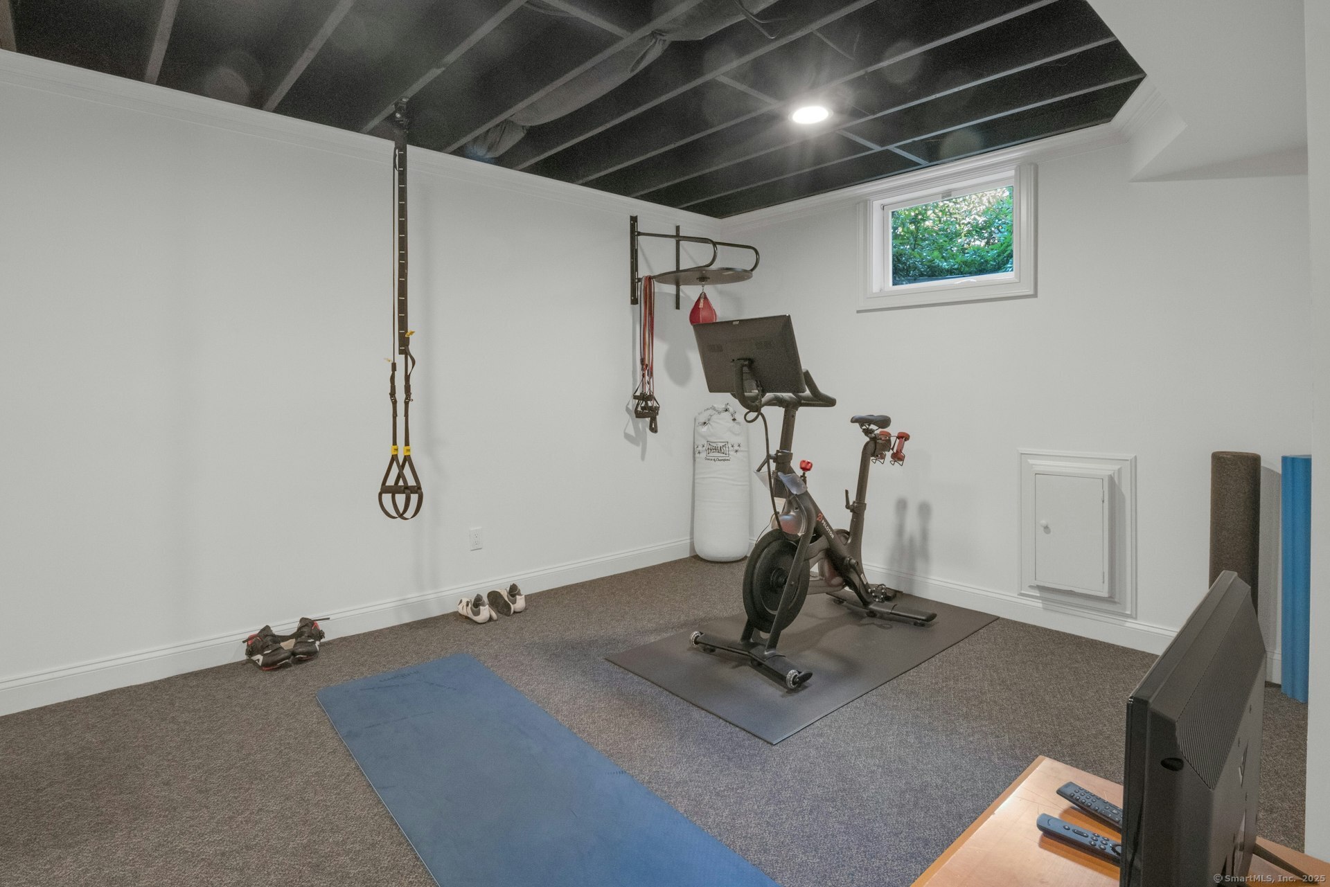 Stamford, Connecticut, 06902, United States, 4 Bedrooms Bedrooms, ,4.5 BathroomsBathrooms,Residential,For Sale,1929358