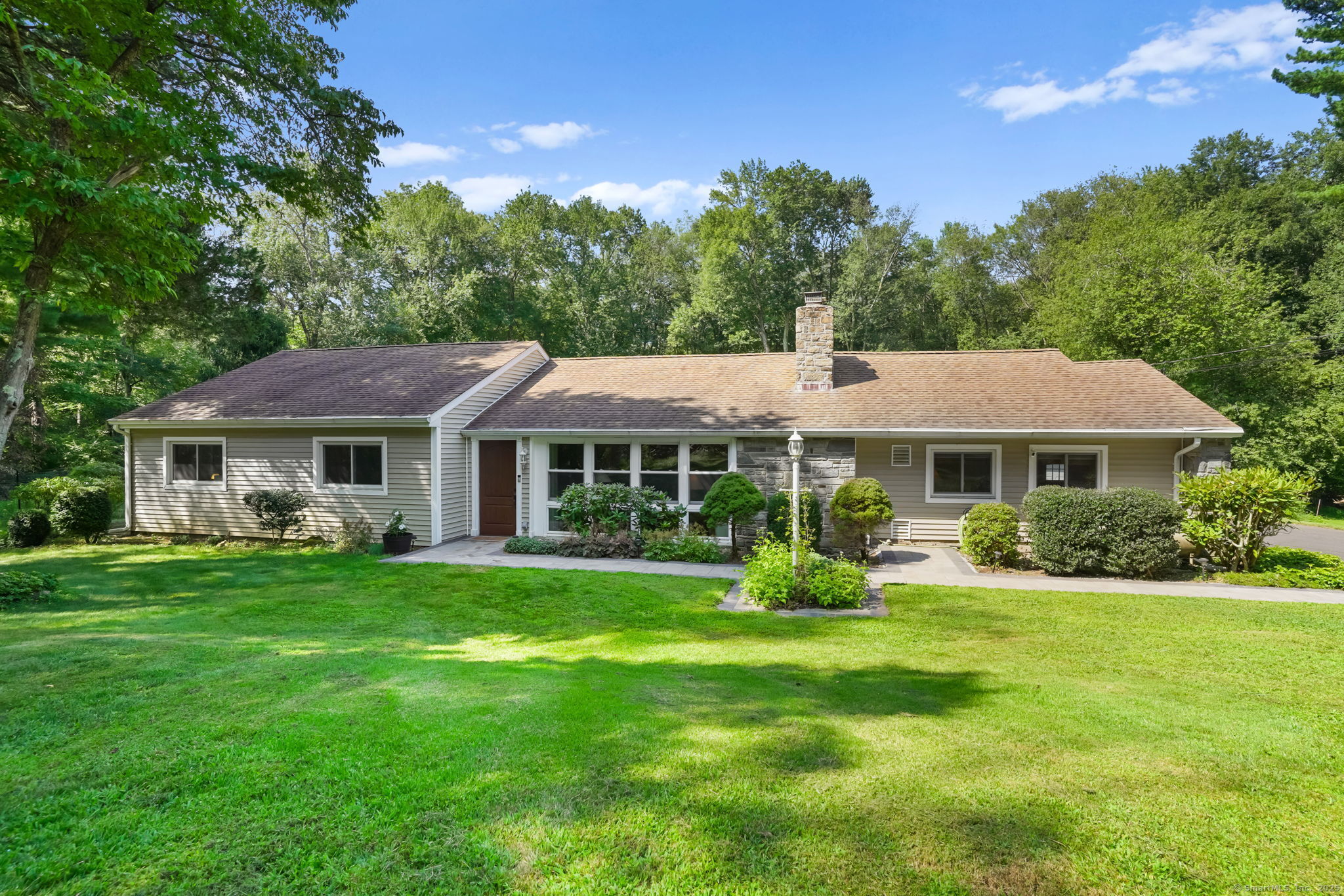 105 Cherry Lane, Wilton, Connecticut photo 1