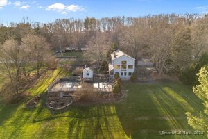 Homes for sale in Woodbury, CT | 94 Old Town Farm Rd, Woodbury, CT 06798 | MLS# 24118623