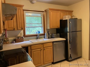 Homes for sale in Seymour, CT | 31 Skokorat St, Seymour, CT 06483 | MLS# 24119368