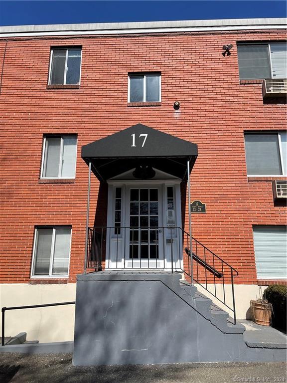 17 Ferris Avenue, Norwalk, Connecticut photo 1