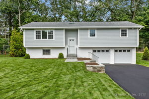 64 Amherst Place