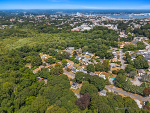 Homes for sale in Waterford, CT | 24 Pine St, Waterford, CT 06385 | MLS# 24118152