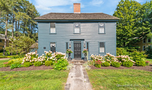 Homes for sale in Woodbury, CT | 337 Main St S, Woodbury, CT 06798 | MLS# 24078350