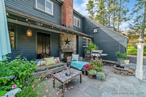 Homes for sale in Woodbury, CT | 337 Main St S, Woodbury, CT 06798 | MLS# 24078350