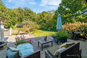 Homes for sale in Woodbury, CT | 337 Main St S, Woodbury, CT 06798 | MLS# 24078350