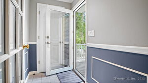 Homes for sale in Norwalk, CT | 9 Trailside Dr, Norwalk, CT 06851 | MLS# 24120459