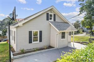 Homes for sale in Norwalk, CT | 2 Leuvine St #1, Norwalk, CT 06850 | MLS# 24120453