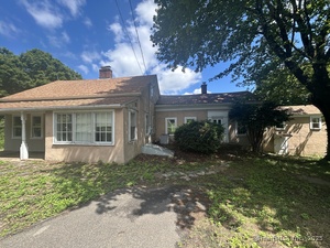 Homes for sale in Bethany, CT | 34 Beacon Rd, Bethany, CT 06524 | MLS# 24120519